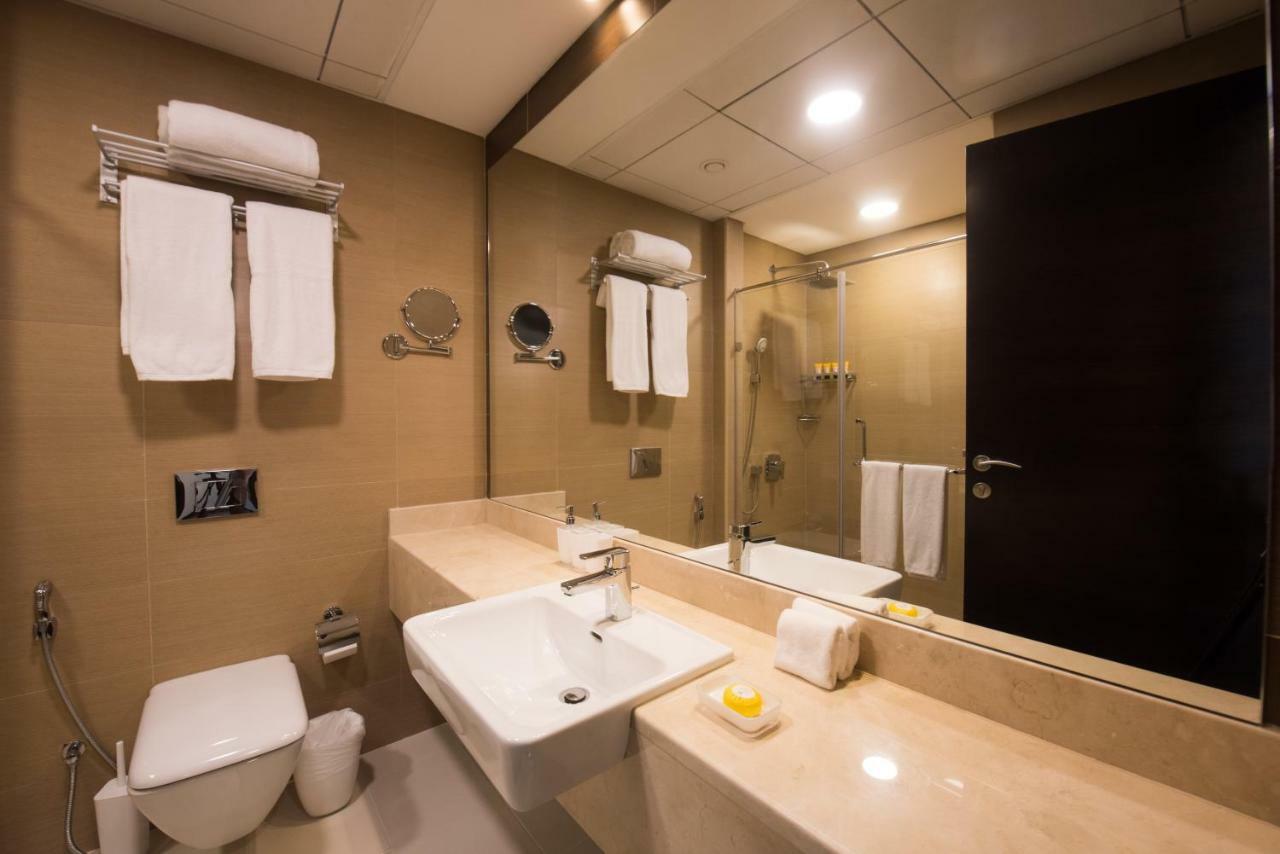 Fantastay Sparkle Tower Luxury 1 Br Dubai Ngoại thất bức ảnh
